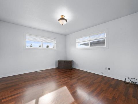 Tiny photo for 6245 Climax Avenue, Klamath Falls, OR 97603 (MLS # 220211854)