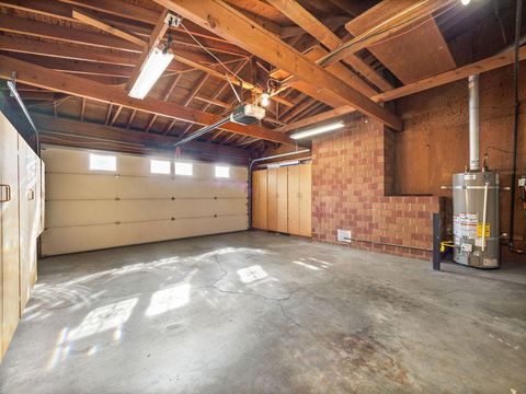 Tiny photo for 6245 Climax Avenue, Klamath Falls, OR 97603 (MLS # 220211854)