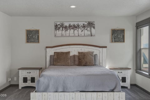 Tiny photo for 2484 SW 39th Street, Redmond, OR 97756 (MLS # 220223090)