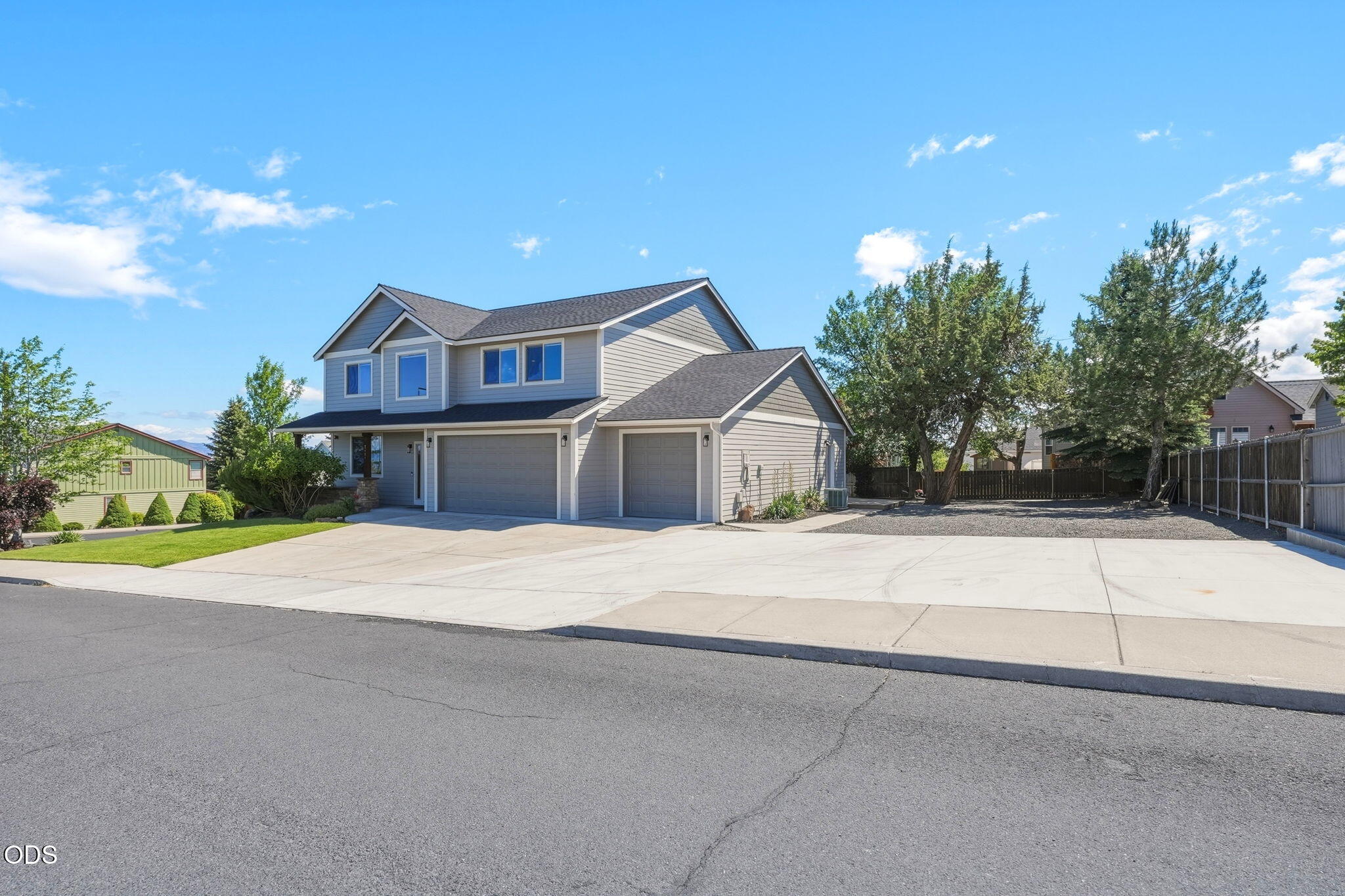 2484 SW 39th Street