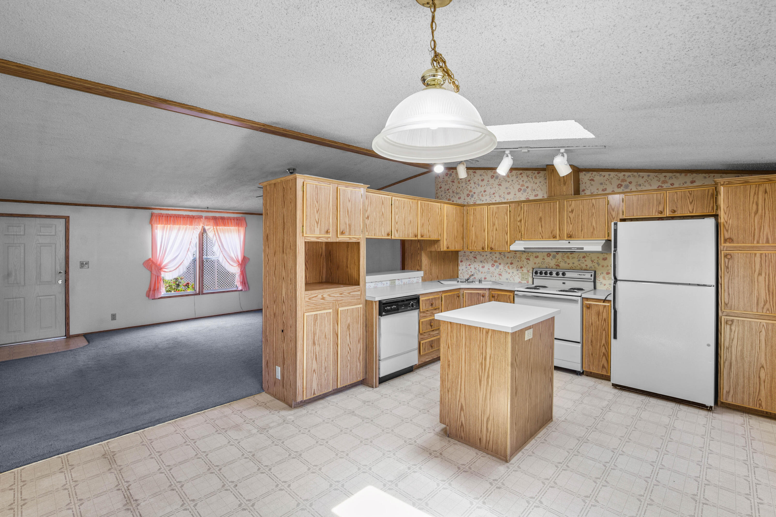 Myra Lynne Mobile Home Community - Residential