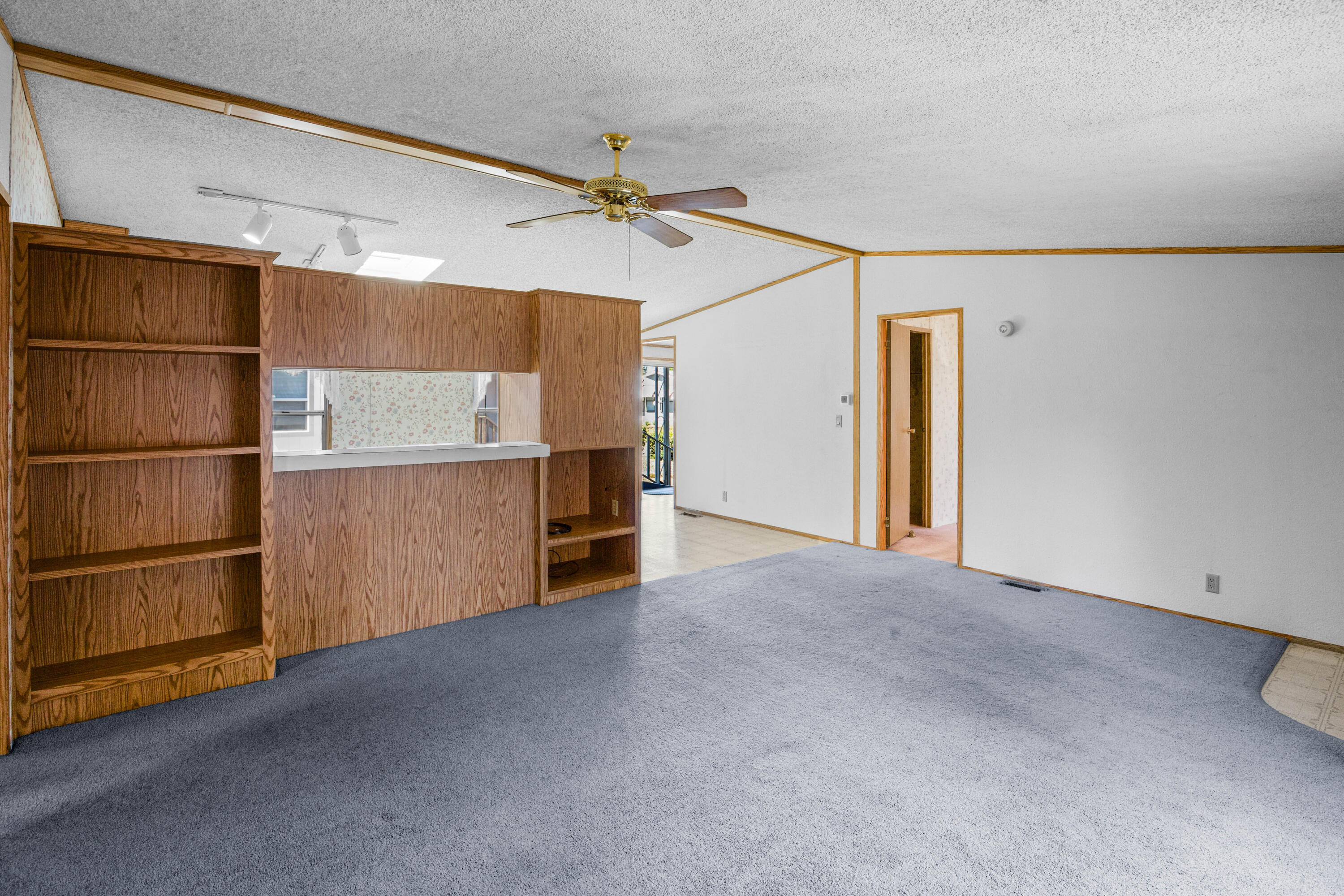 Myra Lynne Mobile Home Community - Residential