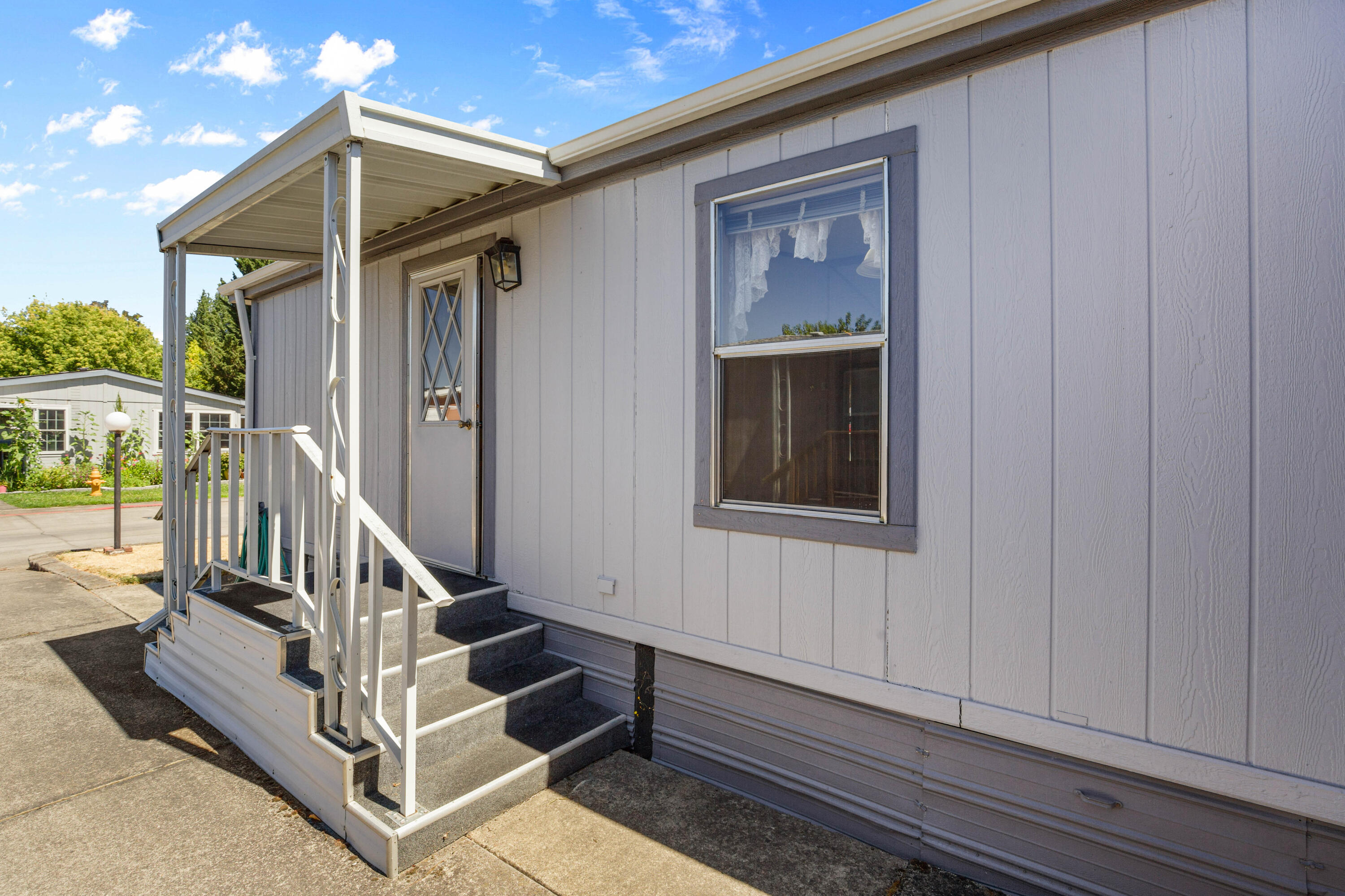 Myra Lynne Mobile Home Community - Residential