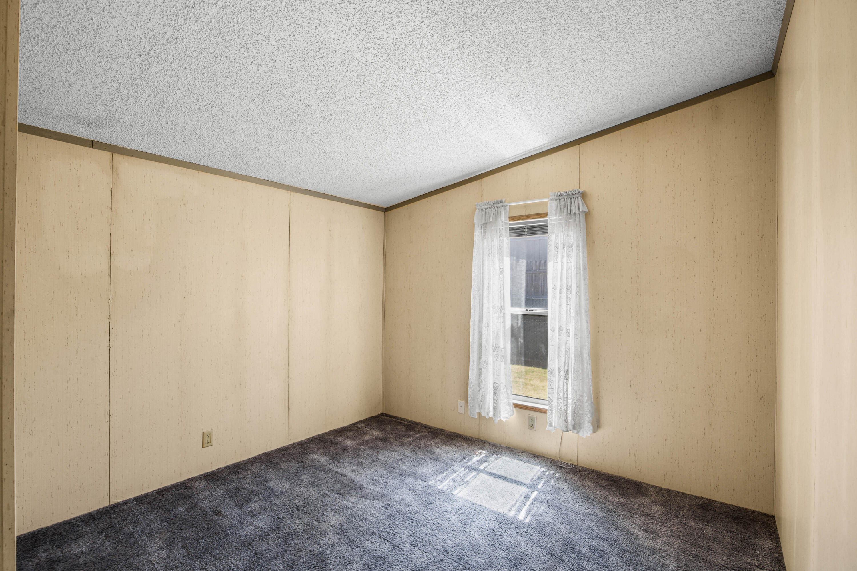 Myra Lynne Mobile Home Community - Residential