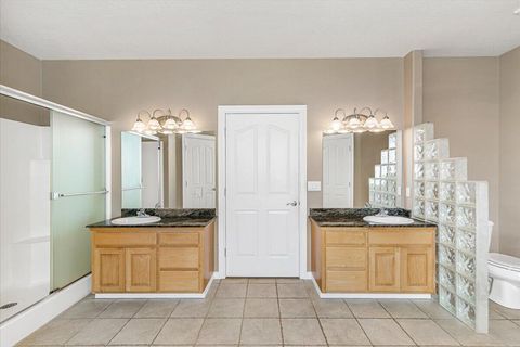 Tiny photo for 142 Whispering Drive, Grants Pass, OR 97527 (MLS # 220213079)