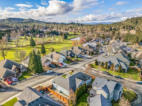 Tiny photo for 142 Whispering Drive, Grants Pass, OR 97527 (MLS # 220213079)