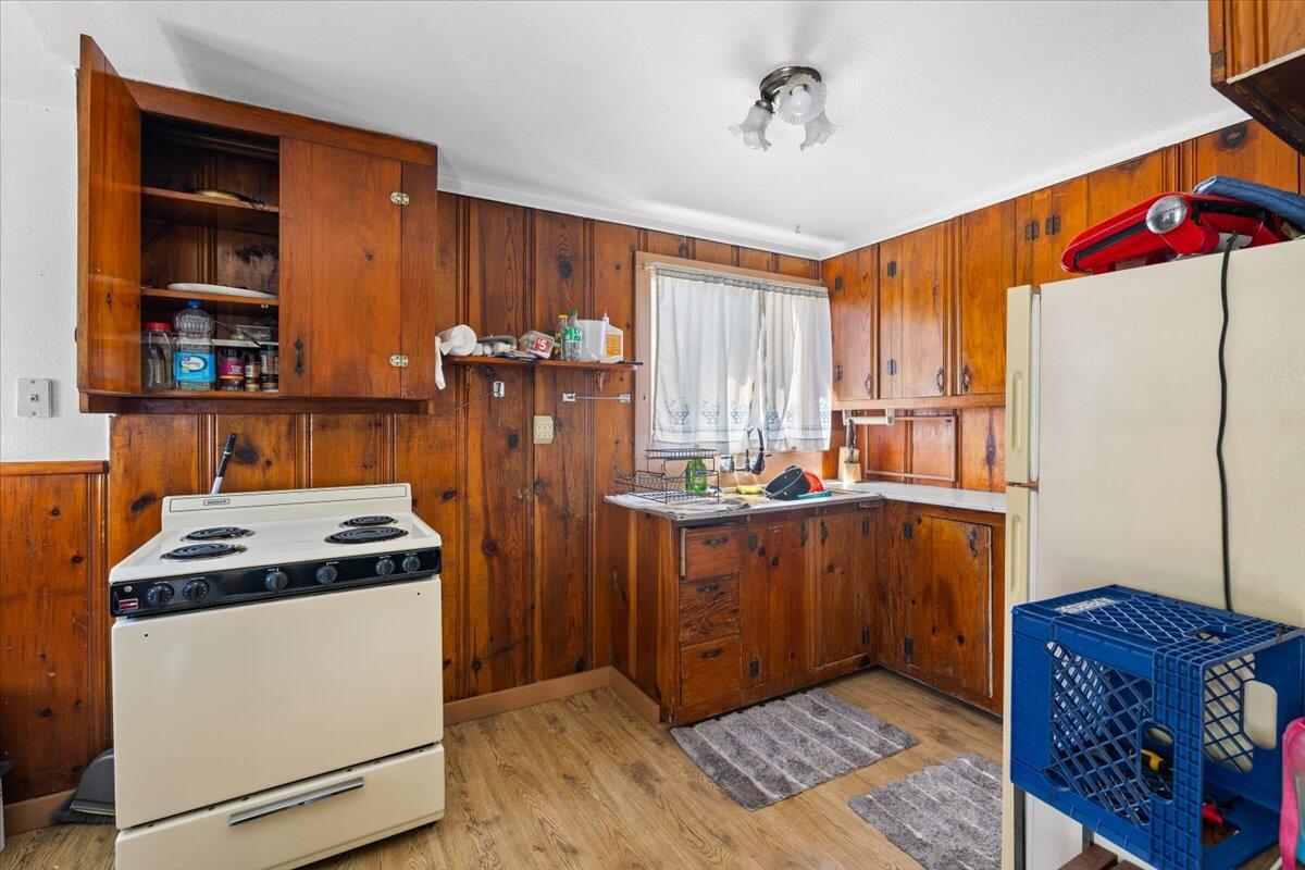 Tuttles Third Addition - Residential Income