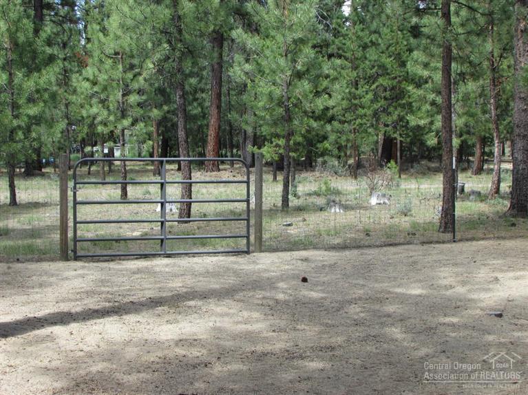 Ponderosa Pines - Residential