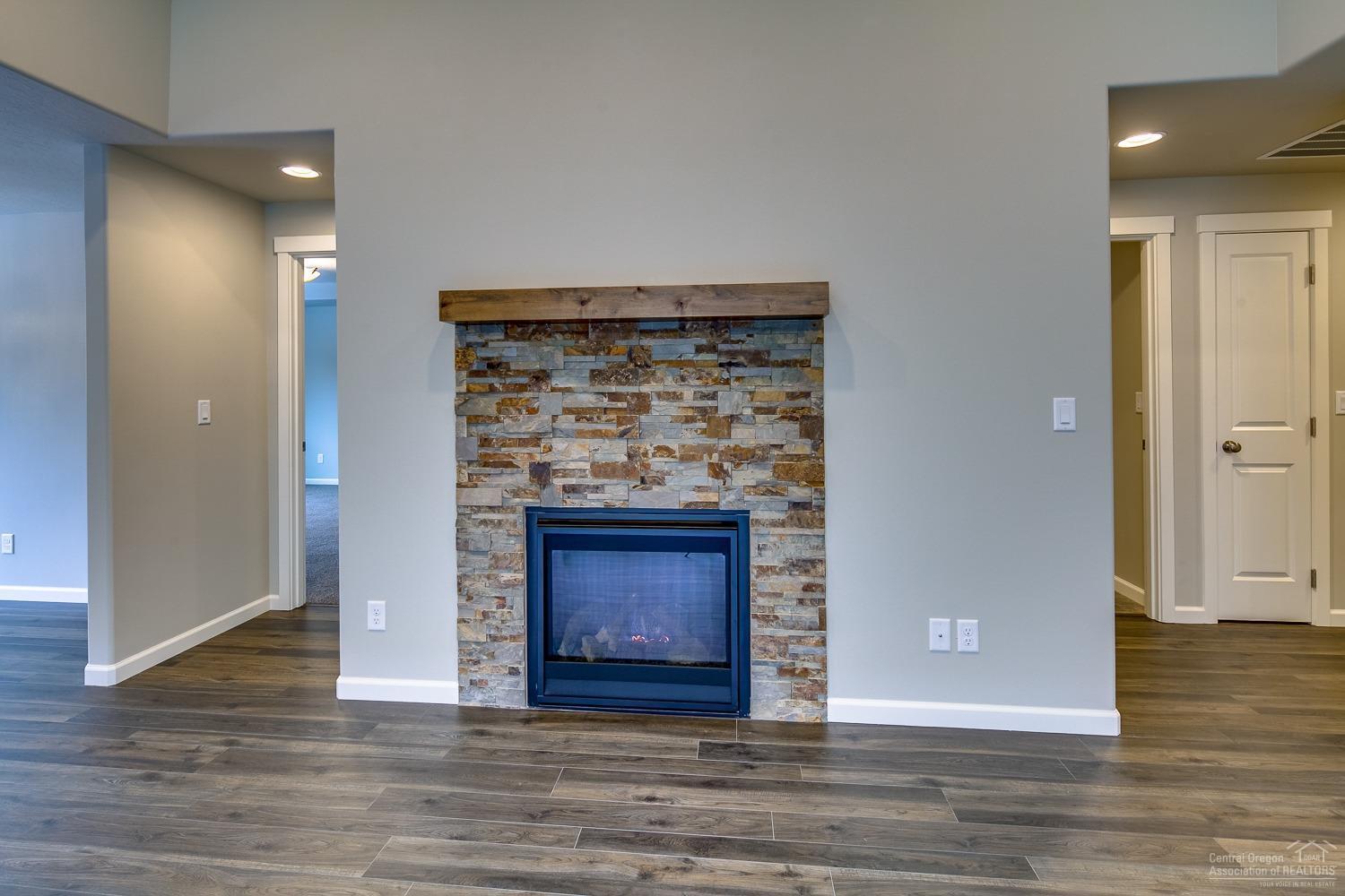 Fieldstone Crossing - Residential