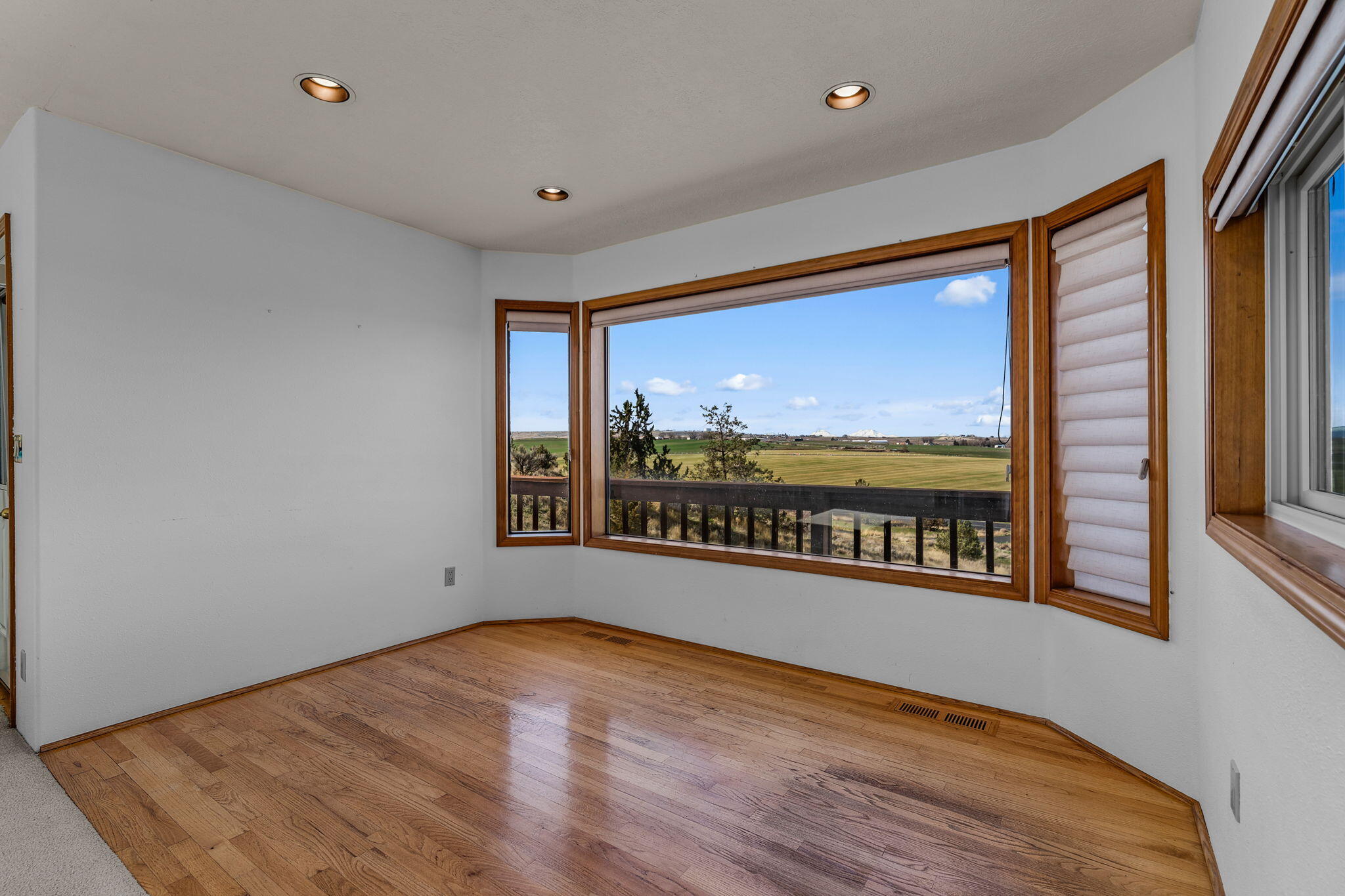 Cascade Terrace - Residential