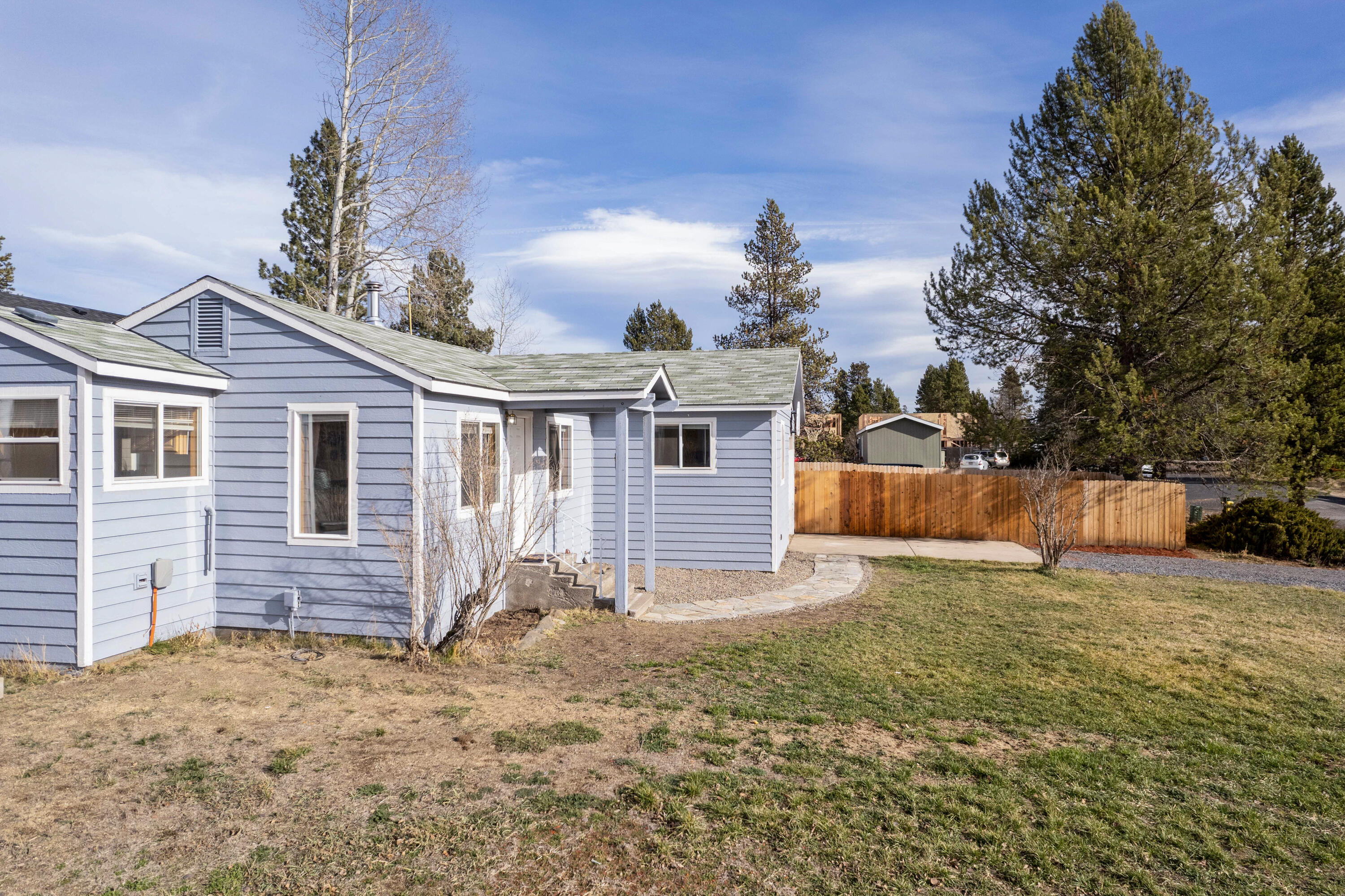 Lapine - Residential