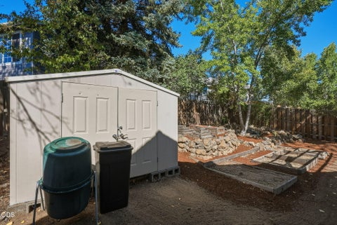 Tiny photo for 3044 NE Lansing Court, Bend, OR 97701 (MLS # 220227346)