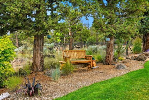 Tiny photo for 67295 Gist Road, Bend, OR 97703 (MLS # 220224183)