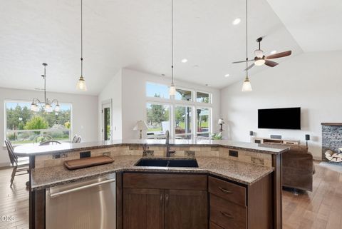 Tiny photo for 67295 Gist Road, Bend, OR 97703 (MLS # 220224183)
