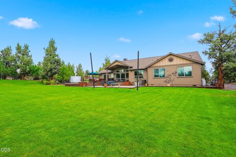 Tiny photo for 67295 Gist Road, Bend, OR 97703 (MLS # 220224183)