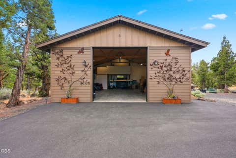 Tiny photo for 67295 Gist Road, Bend, OR 97703 (MLS # 220224183)