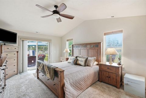 Tiny photo for 67295 Gist Road, Bend, OR 97703 (MLS # 220224183)