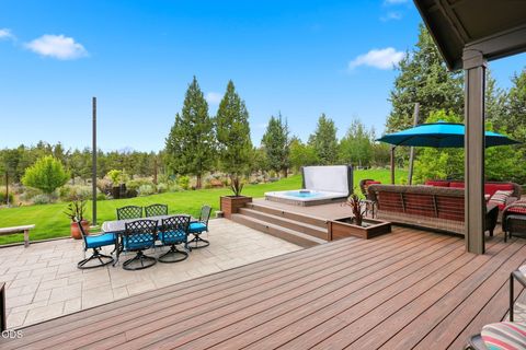 Tiny photo for 67295 Gist Road, Bend, OR 97703 (MLS # 220224183)