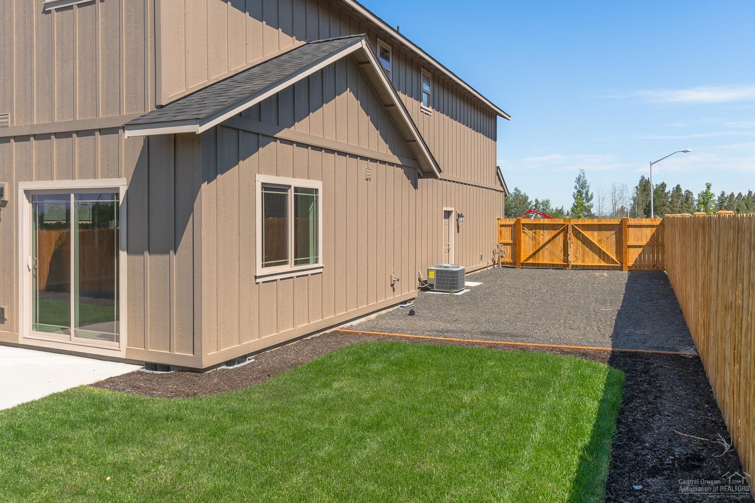 Fieldstone Crossing - Residential