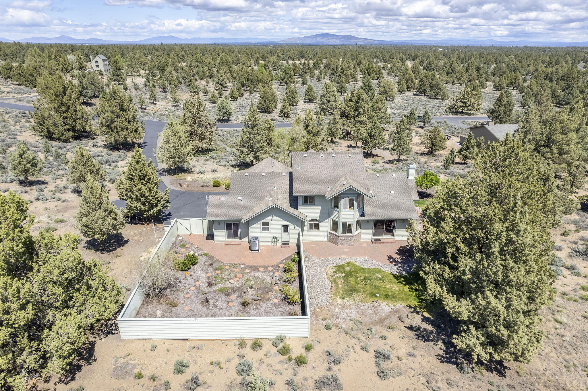 Lane Knolls - Residential