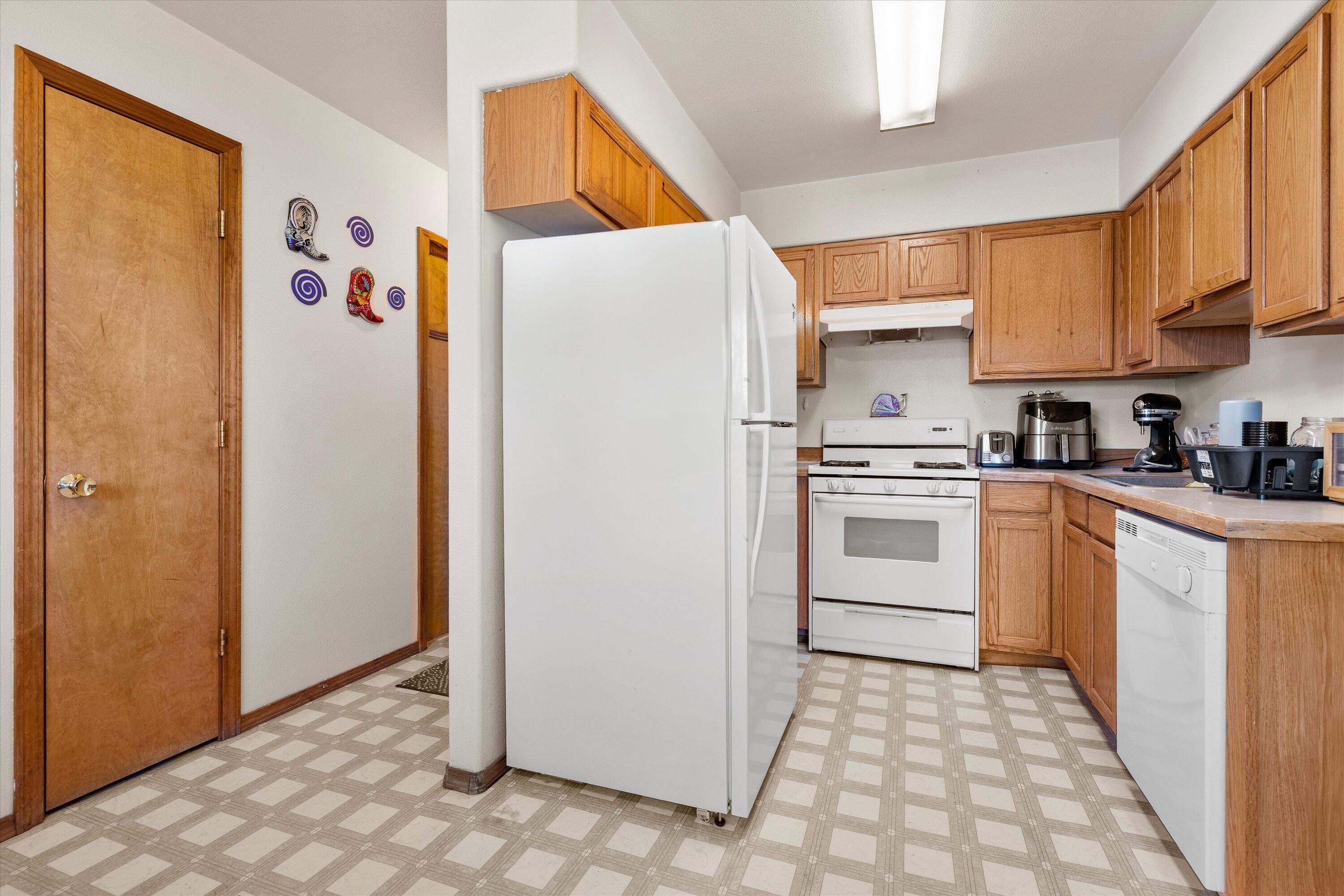 CLAJ - Residential Income