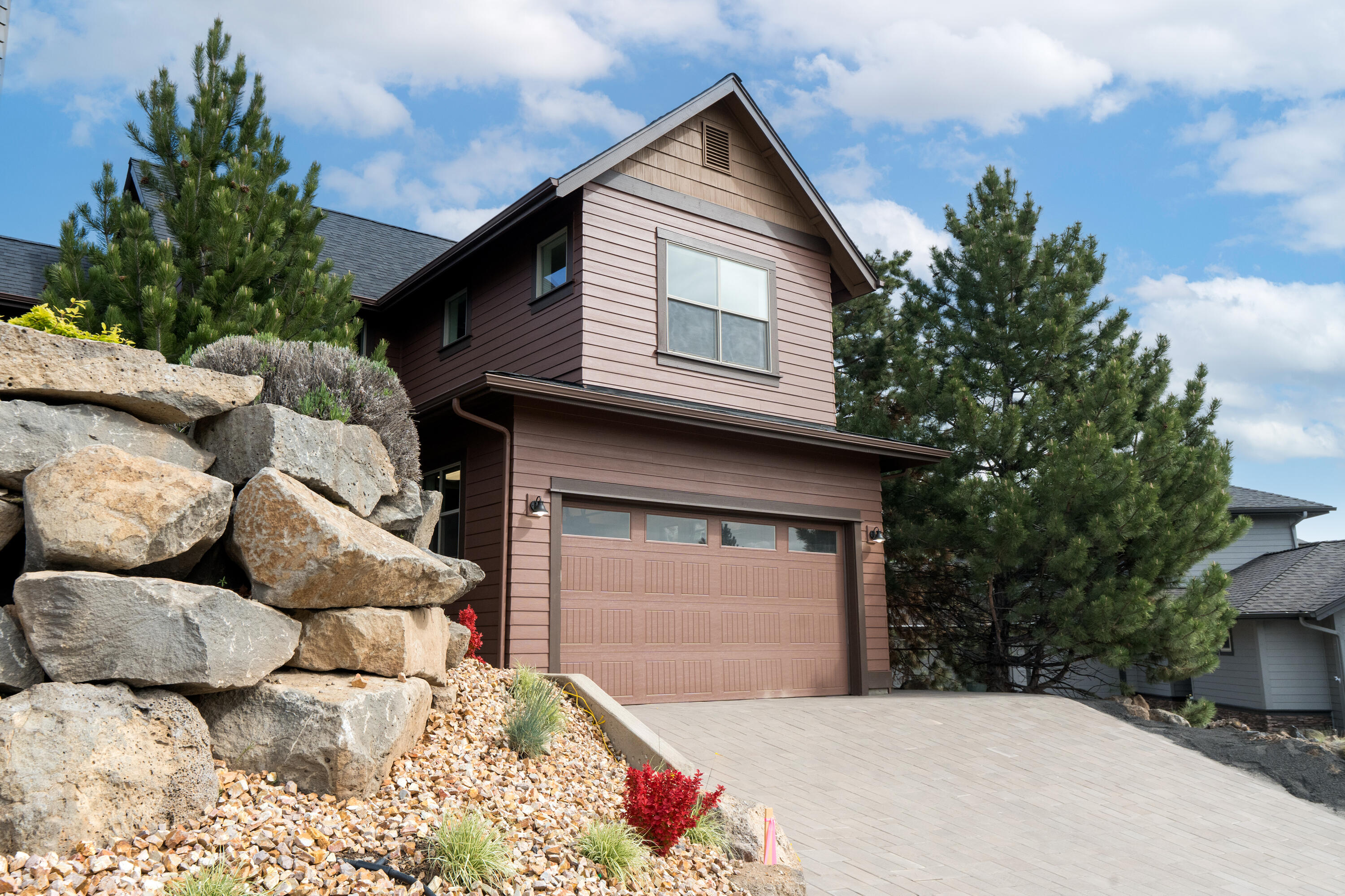 2598 NW Awbrey Point Circle