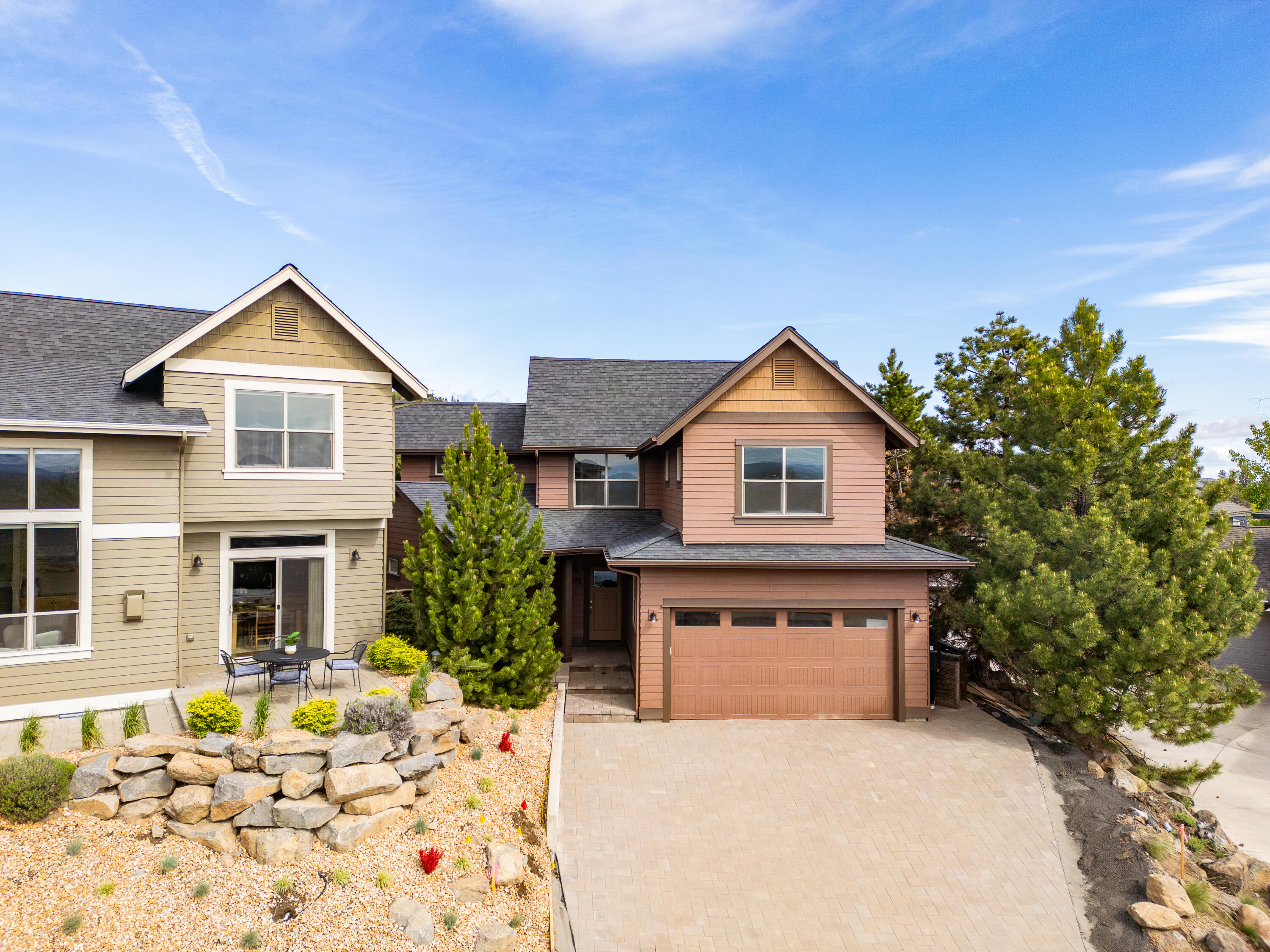 2598 NW Awbrey Point Circle