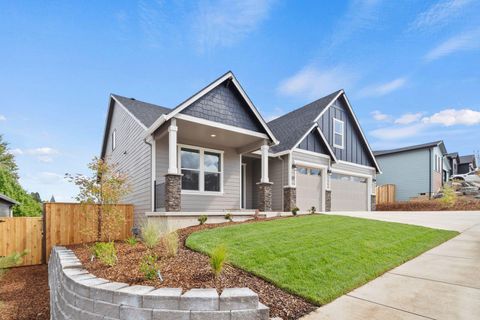 Tiny photo for 1159 Pumpkin Ridge Drive #323, Eagle Point, OR 97524 (MLS # 220214272)