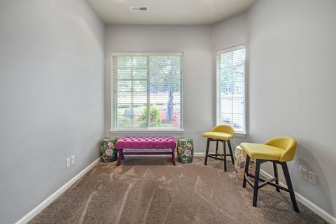 Tiny photo for 4818 Grosbeak Drive, Klamath Falls, OR 97601 (MLS # 220217600)