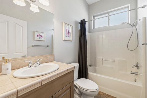 Tiny photo for 4818 Grosbeak Drive, Klamath Falls, OR 97601 (MLS # 220217600)