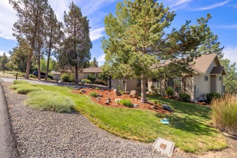Tiny photo for 4818 Grosbeak Drive, Klamath Falls, OR 97601 (MLS # 220217600)