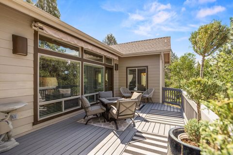 Tiny photo for 4818 Grosbeak Drive, Klamath Falls, OR 97601 (MLS # 220217600)