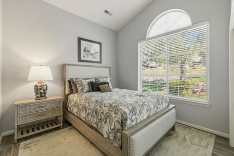 Tiny photo for 4818 Grosbeak Drive, Klamath Falls, OR 97601 (MLS # 220217600)