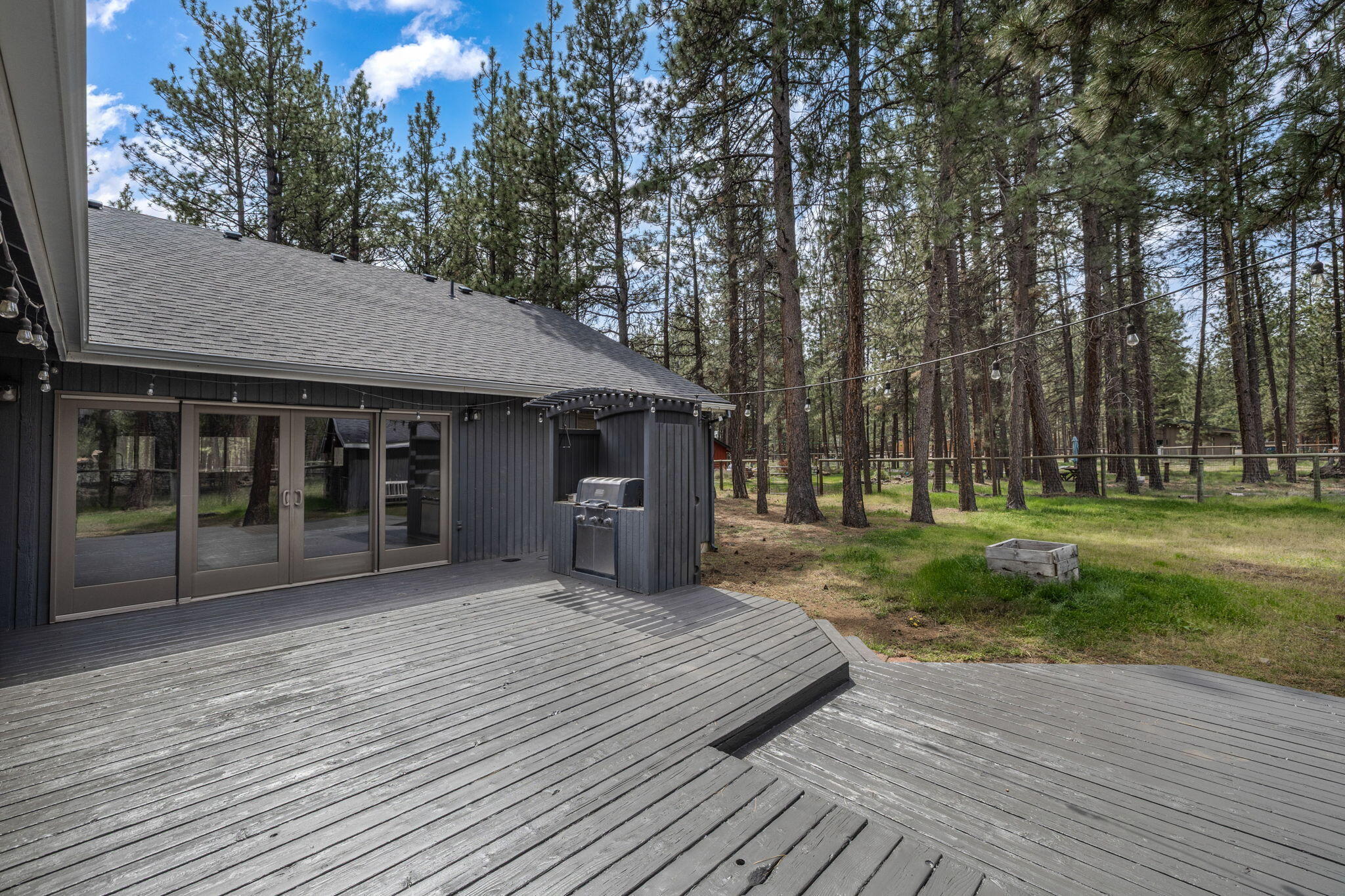 14474 Crossroads Loop