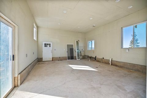 Tiny photo for 3152 Siskiyou Boulevard, Ashland, OR 97520 (MLS # 220211093)