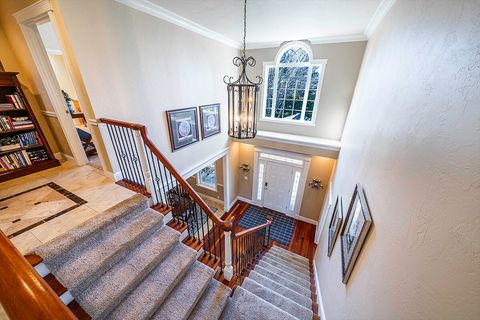 Tiny photo for 3343 Lone Pine Road, Medford, OR 97504 (MLS # 220213987)