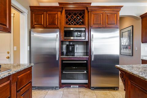 Tiny photo for 3343 Lone Pine Road, Medford, OR 97504 (MLS # 220213987)