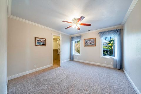 Tiny photo for 3343 Lone Pine Road, Medford, OR 97504 (MLS # 220213987)