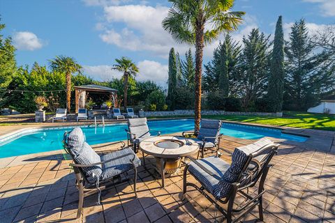 Tiny photo for 3343 Lone Pine Road, Medford, OR 97504 (MLS # 220213987)