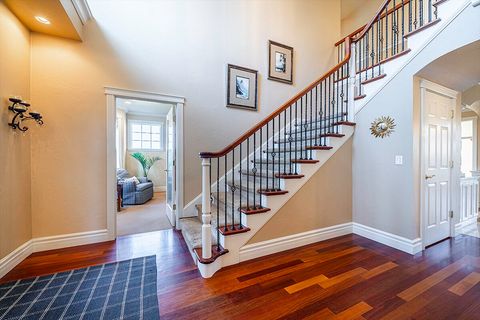 Tiny photo for 3343 Lone Pine Road, Medford, OR 97504 (MLS # 220213987)