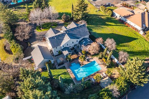 Tiny photo for 3343 Lone Pine Road, Medford, OR 97504 (MLS # 220213987)