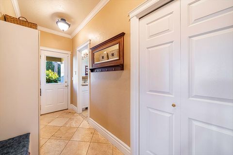 Tiny photo for 3343 Lone Pine Road, Medford, OR 97504 (MLS # 220213987)