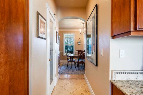 Tiny photo for 3343 Lone Pine Road, Medford, OR 97504 (MLS # 220213987)