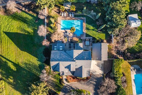 Tiny photo for 3343 Lone Pine Road, Medford, OR 97504 (MLS # 220213987)