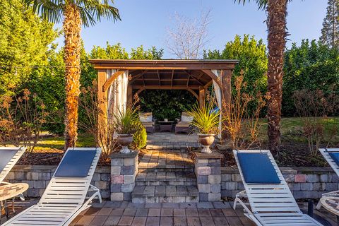 Tiny photo for 3343 Lone Pine Road, Medford, OR 97504 (MLS # 220213987)