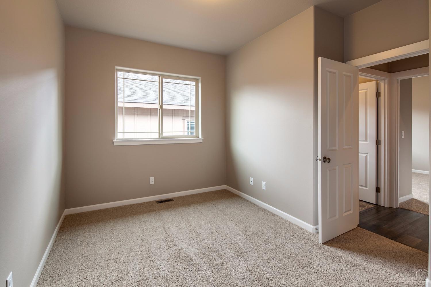 Kian Canyon - Residential