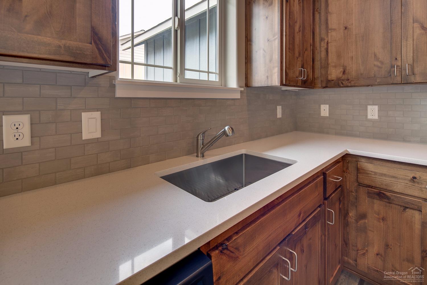 Kian Canyon - Residential