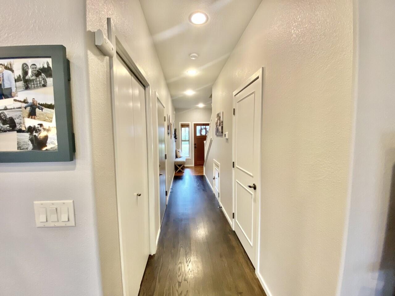 Alderwood Townhomes - Residential