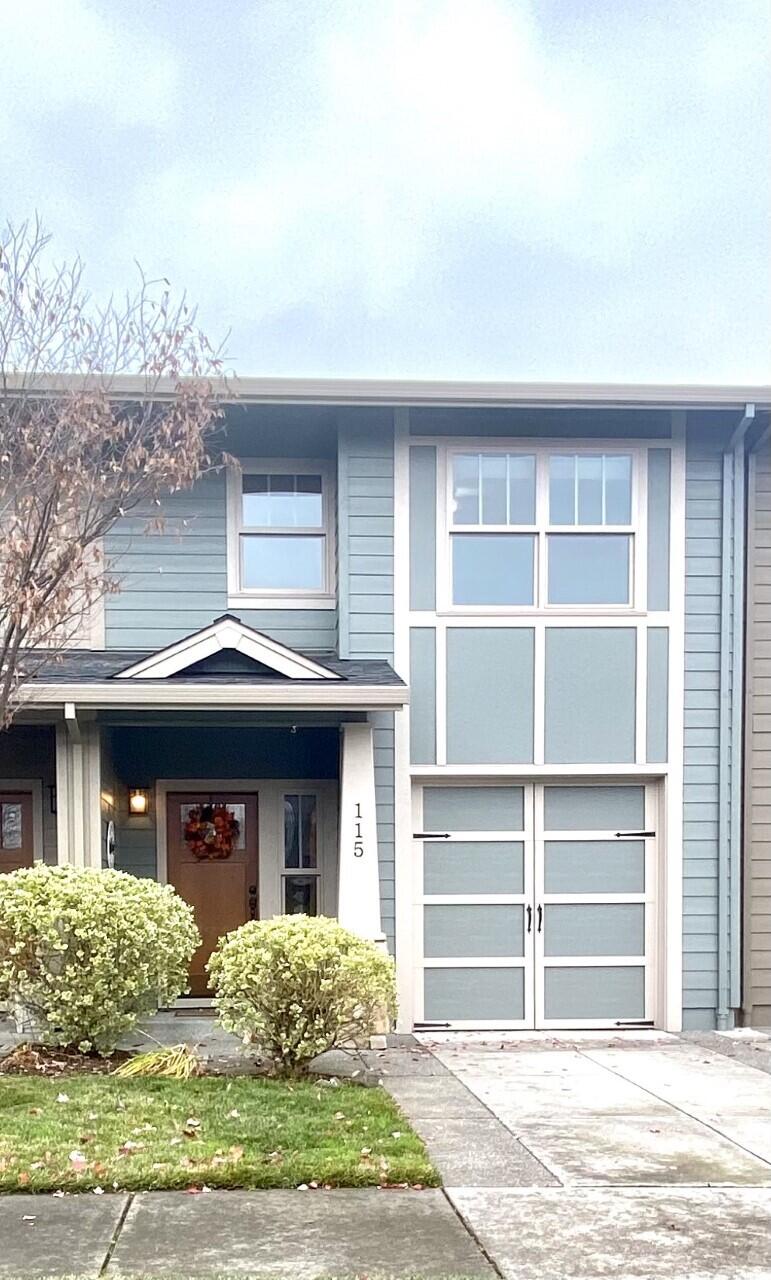 Alderwood Townhomes - Residential