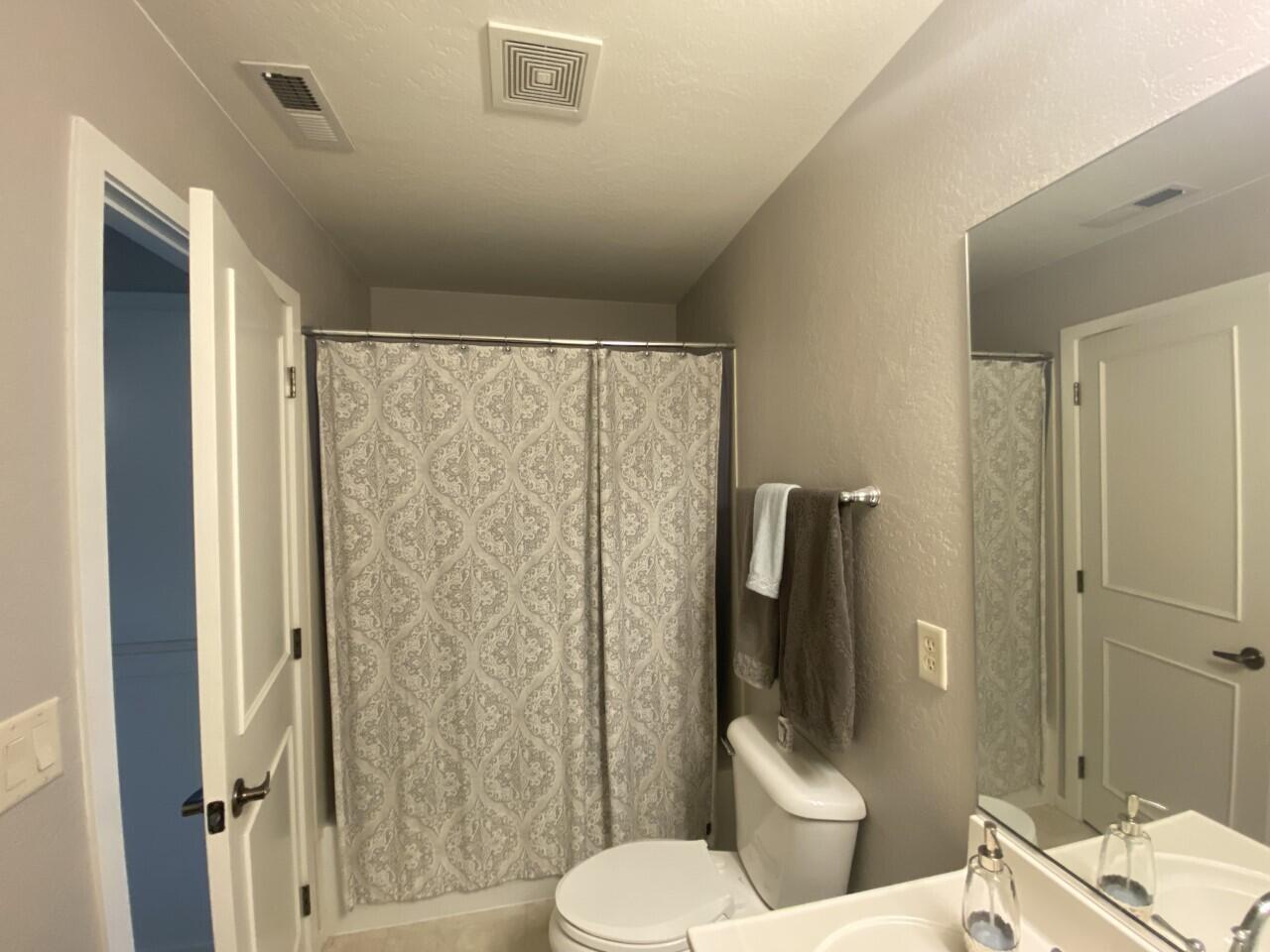 Alderwood Townhomes - Residential